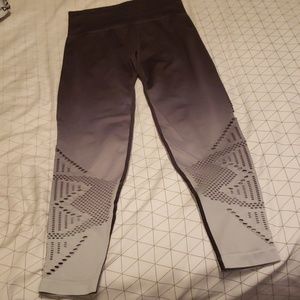 Victoria's Secret PINK Cool & Comfy Ombre legging